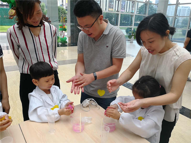 六一儿童节活动“小小欧林人”5